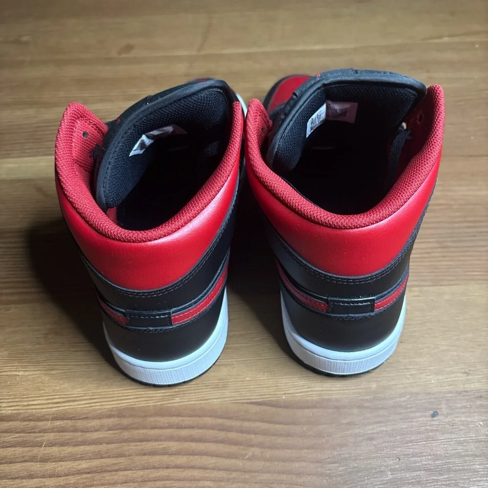 Nike Men’s High-Top Athletic Sneakers in Black and Red - Picture 4 of 6